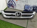 Решетка радиатора Honda CR-V за 6 431 тг. в Алматы