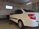 ВАЗ (Lada) Granta 2190 2014 годаүшін3 300 000 тг. в Семей – фото 2