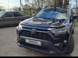 Toyota RAV4 2020 года за 18 300 000 тг. в Алматы – фото 3