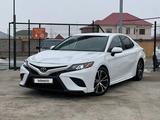 Toyota Camry 2019 года за 11 000 000 тг. в Шымкент