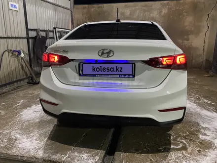 Hyundai Accent 2018 года за 5 050 000 тг. в Шымкент – фото 7