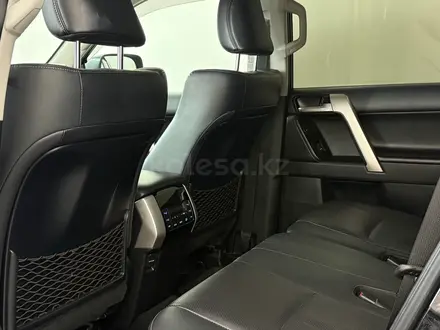 Toyota Land Cruiser Prado Luxe 2023 года за 39 375 000 тг. в Астана – фото 11