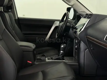 Toyota Land Cruiser Prado Luxe 2023 года за 39 375 000 тг. в Астана – фото 6
