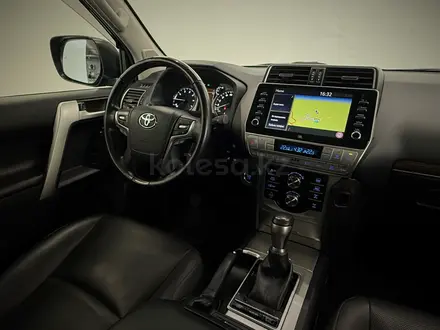 Toyota Land Cruiser Prado Luxe 2023 года за 39 375 000 тг. в Астана – фото 13