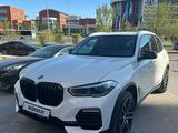BMW X5 2019 годаүшін34 500 000 тг. в Астана – фото 2
