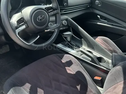 Hyundai Elantra 2021 года за 8 700 000 тг. в Кокшетау – фото 5