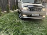 Toyota Grand Hiace 2002 годаfor9 800 000 тг. в Алматы