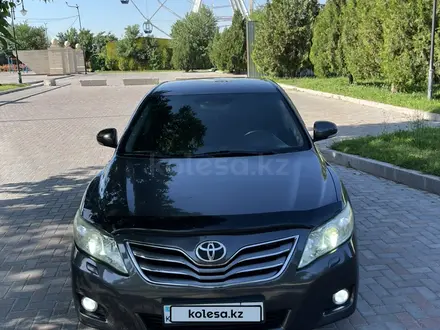 Toyota Camry 2011 года за 7 300 000 тг. в Шымкент – фото 18