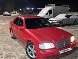 Mercedes-Benz C 200 1999 года за 2 200 000 тг. в Астана