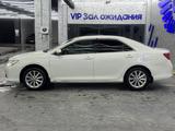 Toyota Camry 2014 года за 8 600 000 тг. в Шымкент – фото 3