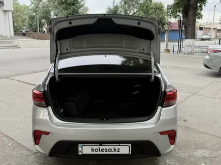 Kia Rio 2018 года за 7 190 000 тг. в Семей – фото 14