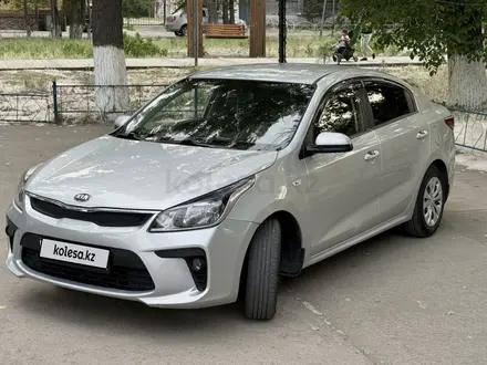 Kia Rio 2018 года за 7 190 000 тг. в Семей – фото 4