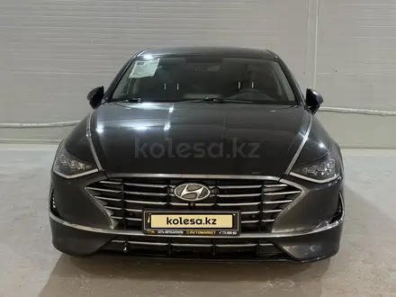 Hyundai Sonata 2020 года за 11 000 000 тг. в Костанай – фото 3