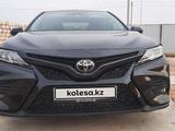 Toyota Camry 2019 годаүшін11 000 000 тг. в Актобе – фото 3