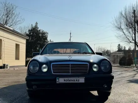 Mercedes-Benz E 230 1998 года за 3 400 000 тг. в Шымкент – фото 7