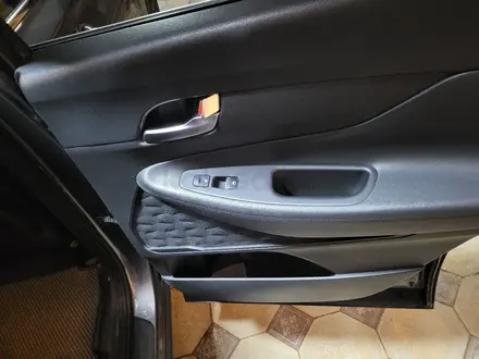 Hyundai Santa Fe 2021 года за 16 000 000 тг. в Шымкент – фото 5