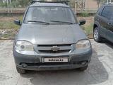 Chevrolet Niva 2015 годаfor2 000 000 тг. в Кызылорда – фото 2