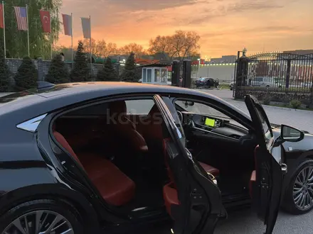 Lexus ES 350 2020 года за 31 000 000 тг. в Алматы – фото 10