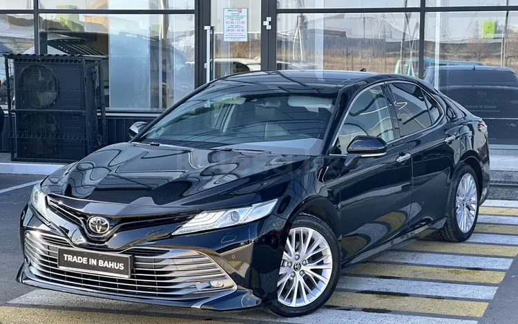 Toyota Camry 2018 годаүшін15 000 000 тг. в Караганда