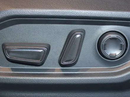 Toyota Tundra 2026 года за 58 000 000 тг. в Семей – фото 5