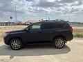 Toyota Land Cruiser Prado 2010 года за 12 800 000 тг. в Атырау – фото 2
