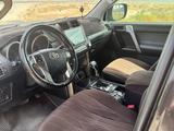 Toyota Land Cruiser Prado 2010 годаүшін12 800 000 тг. в Атырау – фото 3
