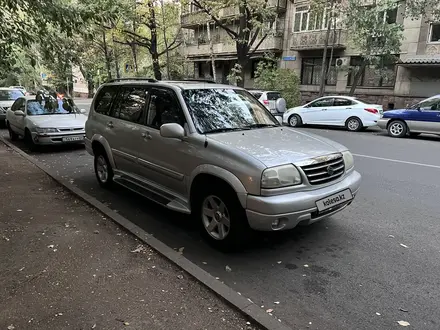 Suzuki XL7 2003 года за 3 500 000 тг. в Алматы