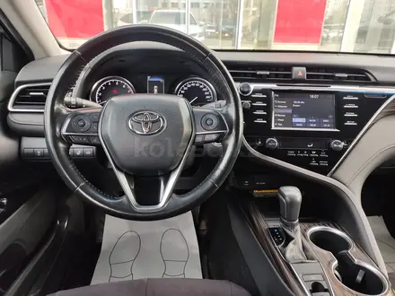 Toyota Camry 2018 года за 12 800 000 тг. в Астана – фото 9