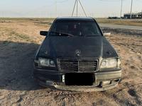 Mercedes-Benz C 180 1995 годаfor1 300 000 тг. в Павлодар