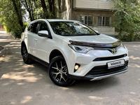 Toyota RAV4 2016 годаүшін14 000 000 тг. в Алматы