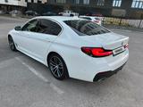 BMW 520 2021 года за 26 000 000 тг. в Алматы – фото 4