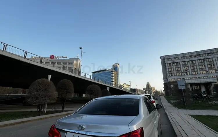 Toyota Avalon 2012 года за 8 000 000 тг. в Астана