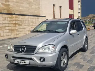 Mercedes-Benz ML 320