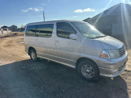 Toyota Granvia 2001 года за 7 200 000 тг. в Балхаш – фото 2