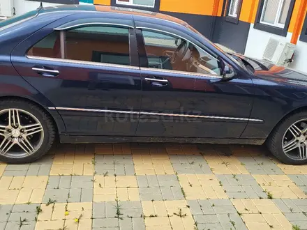 Mercedes-Benz S 430 2001 года за 2 000 000 тг. в Петропавловск – фото 4