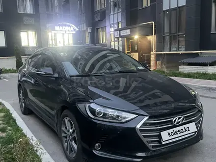 Hyundai Elantra 2018 года за 8 000 000 тг. в Алматы – фото 3