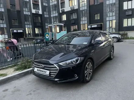 Hyundai Elantra 2018 года за 8 000 000 тг. в Алматы – фото 2