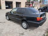 Volkswagen Vento 1992 годаfor750 000 тг. в Караганда – фото 4