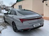 Hyundai Elantra 2023 года за 12 700 000 тг. в Караганда – фото 5