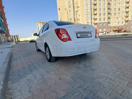 Chevrolet Aveo 2015 года за 4 500 000 тг. в Актау – фото 6