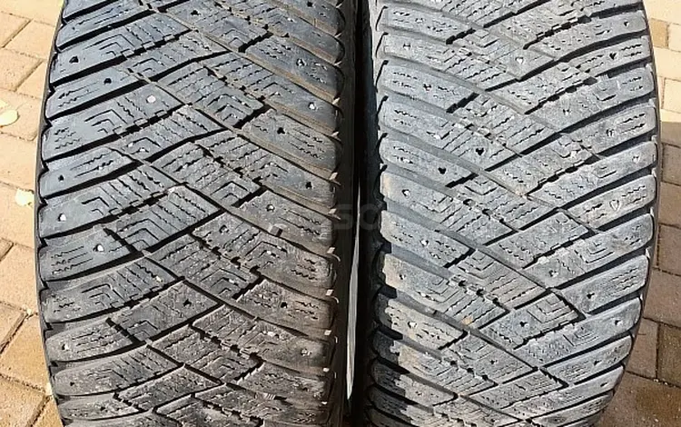 Шины 225/45 R17 — "GoodYear UltraGrip" (Германия), зимние. В удовүшін30 000 тг. в Астана