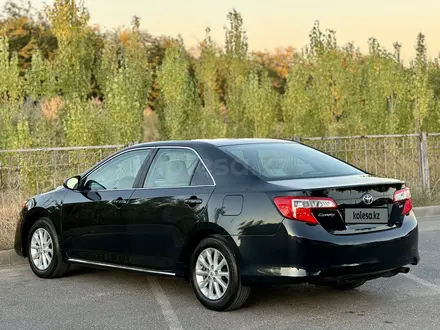 Toyota Camry 2014 года за 8 700 000 тг. в Шымкент – фото 7