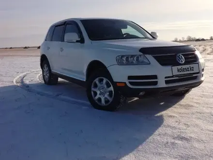 Volkswagen Touareg 2006 года за 5 810 384 тг. в Павлодар