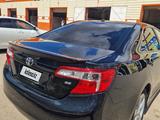 Toyota Camry 2013 года за 5 800 000 тг. в Актобе – фото 4