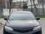 Toyota Camry 2014 года за 8 900 000 тг. в Тараз – фото 2