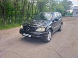 Mercedes-Benz ML 320 1998 годаfor3 900 000 тг. в Астана