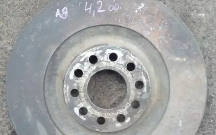 Тормозной диск Audi a8 4.2 за 10 000 тг. в Алматы