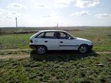Opel Astra 1993 годаүшін820 000 тг. в Актобе – фото 2