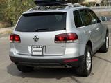Volkswagen Touareg 2008 года за 7 500 000 тг. в Алматы – фото 4