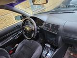 Volkswagen Golf 2001 года за 2 300 000 тг. в Шымкент – фото 5